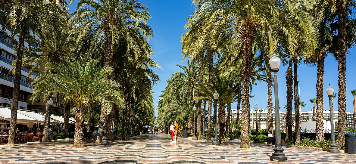 Paseo de la playa de Alicante